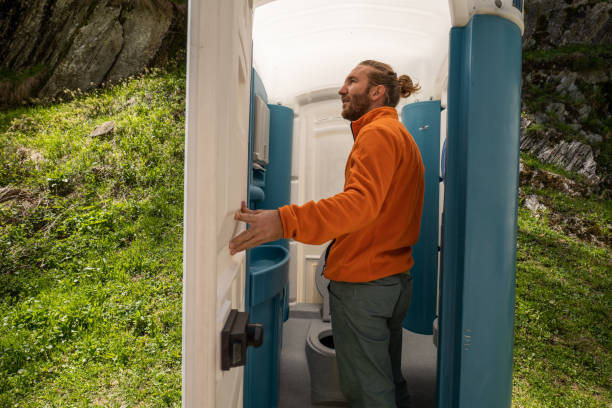 Best Sanitation services for porta potties  in Flatonia, TX