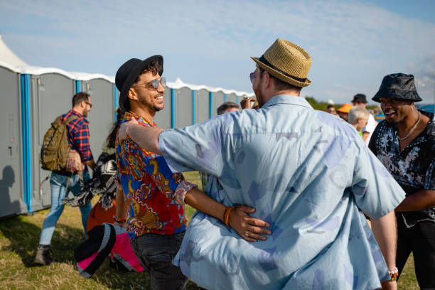 Best Portable bathroom rental  in Flatonia, TX